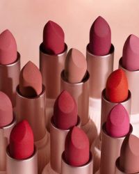 PUPA MILANO - MY CRUSH MATTE LIPSTICK / ЧЕРВИЛО С МАТ ЕФЕКТ И НЕУСТОИМА МЕКОТА