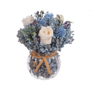 New Wish Studio Floral - Аранжировка рози в стъклена ваза
