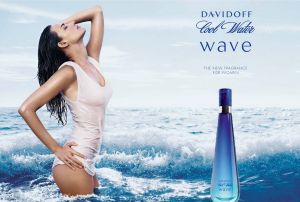 Davidoff - Cool Water Wave. Eau De Toilette за жени.