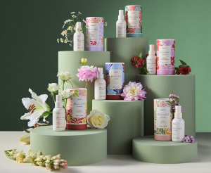 PUPA MILANO - FLOWER ARTIST EDT/  Тоалетна вода за жени в 6 аромата.  100 ml