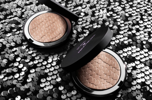 PUPA MILANO - LOVES PENNYBLACK CHRISTMASS Coll. 2025 / ХАЙЛАЙТЪР. 9.5 gr