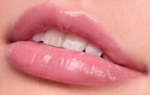 Pupa -  WATERY MALLOW LIQUID LIP BALM / ГЛАНЦ ЗА УСТНИ. 4 цвята