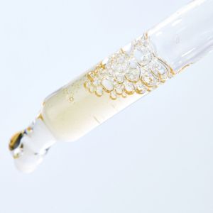 Phytomer - OLIGOPERFORMANCE  антиоксидантен серум с морски екзозоми за коригиране на бръчки и тъмни петна /  Protective Antioxidant Serum with Marine Exosomes. 30 ml