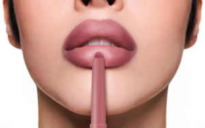 Pupa - VAMP! LIPFULL  Оформящ молив / червило за устни с ефект за обем и преливане
