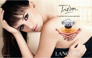 Lancome - Tresor. Eau De Parfum.